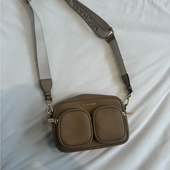 Michael Kors Tan Crossbody Bag - Picture 1 of 6